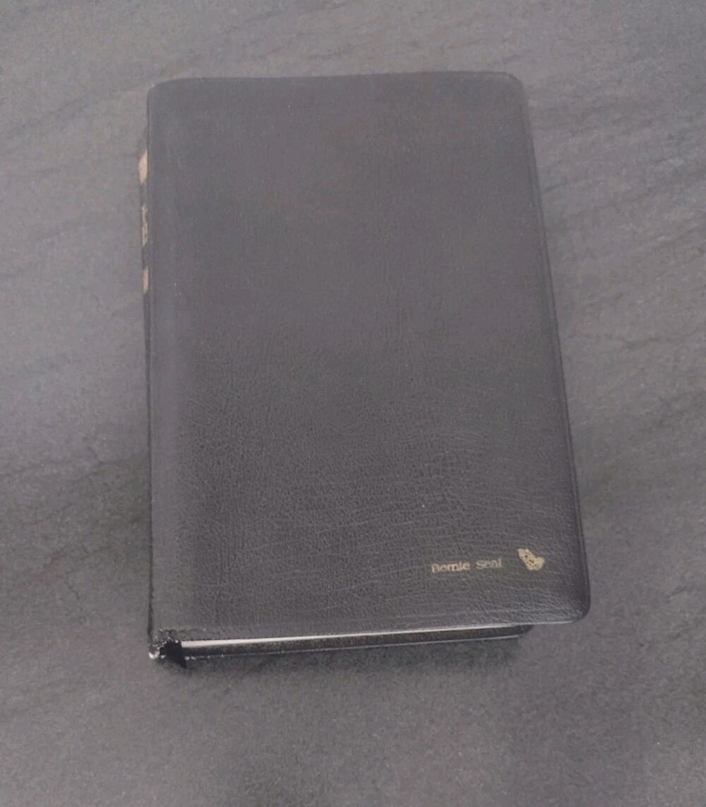 The King James Study Bible Nelson 136 Black Genuine Leather OOP Red Letter 1988